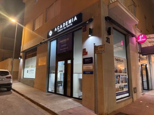 Fachada academia